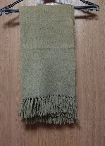 초목 염색 캐시미어 스톨