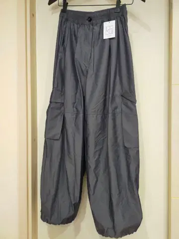 새상품, 미사용 라슈드 카고 팬츠