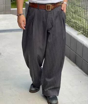 Mando (auntie Rose) 스트라이프 베이커 턱 팬츠