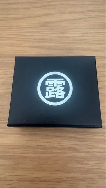 죠죠의 기묘한 모험 다이아몬드는 부서지지 않는다 키시베 로한 G펜 귀걸이