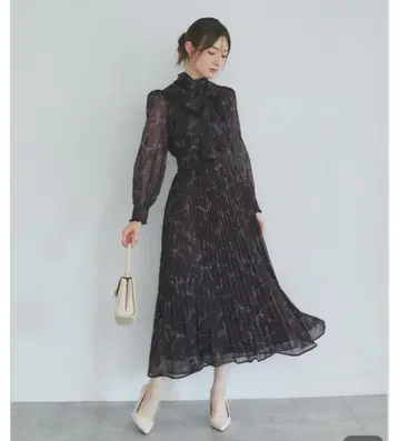 2WAY 보타이 리본 포함 리본 프린트 셔링 플리츠 원피스