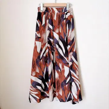 플레어 롱 스커트 프리 사이즈 허리밴딩 포켓 부착 데이트 출퇴근