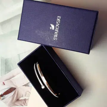 뱅글 스와로브스키 팔찌 Swarovski