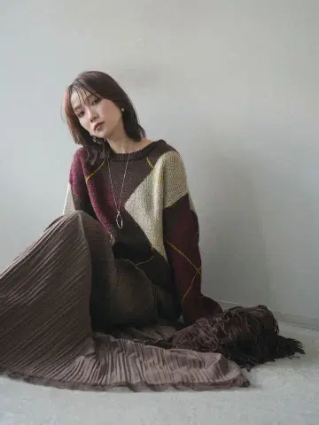 lumier 뤼미에 밑단 레이스 스웨이드 플리츠 맥시 스커트