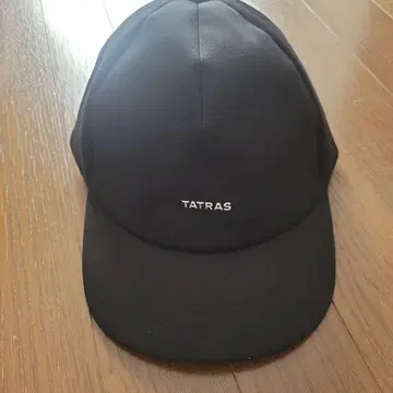TATRAS 블랙 캡