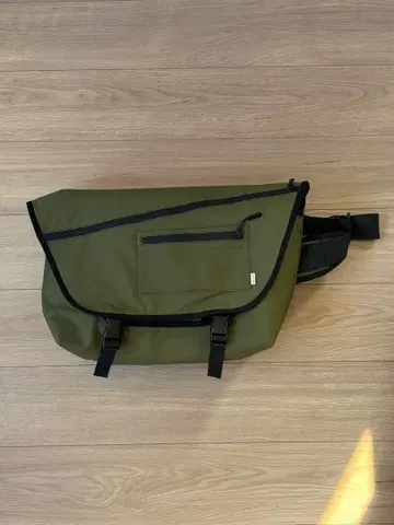 메신저 백 차리앤코