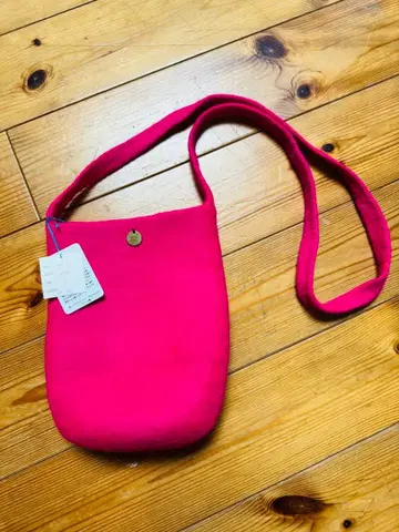 압축 울 펠트 백 핑크