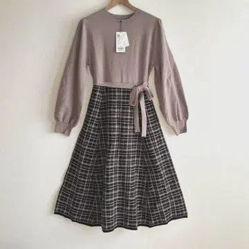 체크 라메 자카드 니트 원피스 새상품 L 베이지 블랙