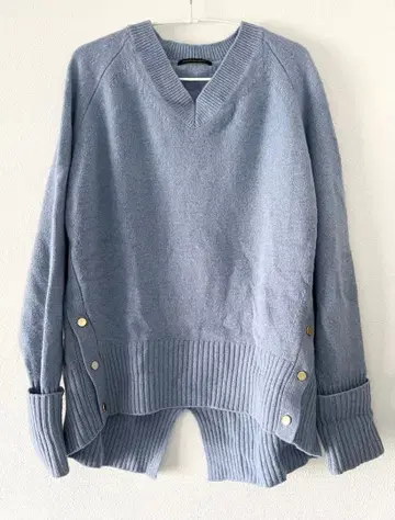 BARNYARDSTORM V넥 니트