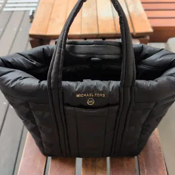 MICHAEL KORS 블랙 토트백