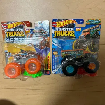 Hot Wheels 몬스터 트랙 2대 세트
