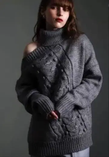 Riu 그레이 니트 스웨터