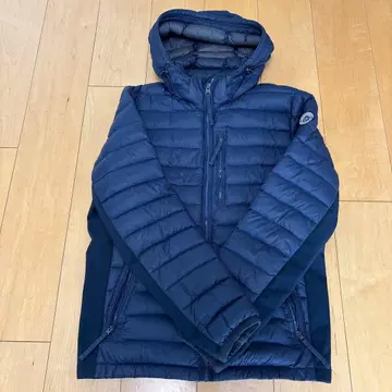 Abercrombie & Fitch 다운 자켓 네이비