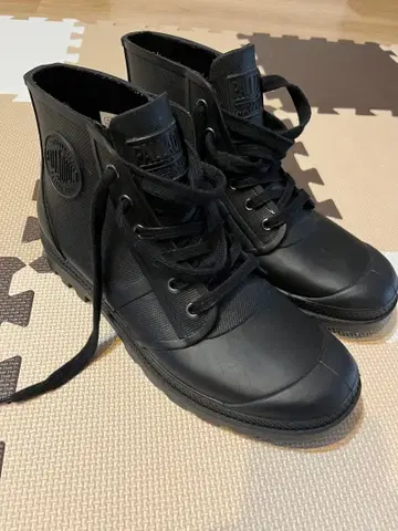 블랙 하이컷 레인 신발