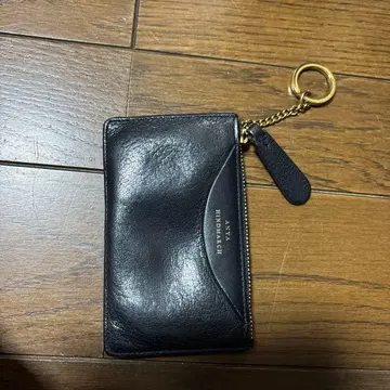 안야 힌드마치 프래그먼트 케이스