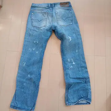 라이트 블루 스트레이트 데님