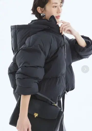 Mila Owen [ 덕다운 80% 파격! ] 프렌치 다운 자켓