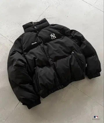 Perushu x MLB 다운