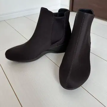 새상품급 fitfit 핏핏 사이드 고어 부츠 웨지솔 23cm