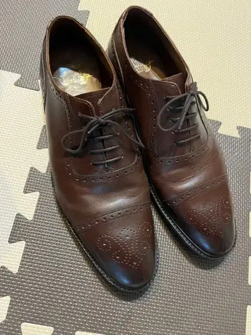 레타도르 브라운 가죽 윙팁 슈즈