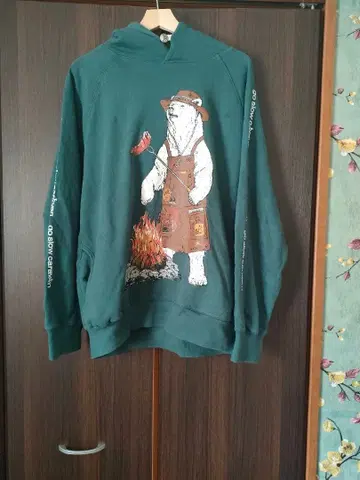 고 슬로우 캐러밴 후드티