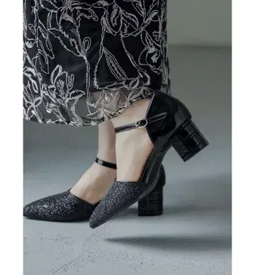 niana 펌프스 22.5cm