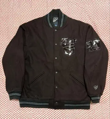 새상품급 블레스 울 바시티 자켓 스트릿 구제 의류