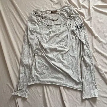 Ifsixwasnine mudmax damage pierce shirt