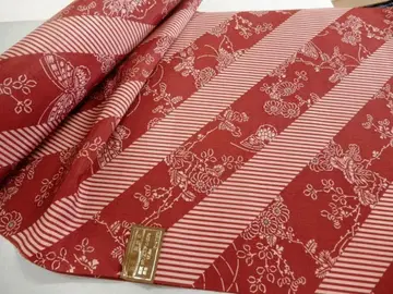 세탁 가능한 화학 섬유 (폴리에스테르) 코몬 직물 옷감 염색풍