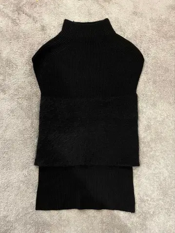 PLAIN PEOPLE TYRANT 모헤어 니트 풀오버 베스트