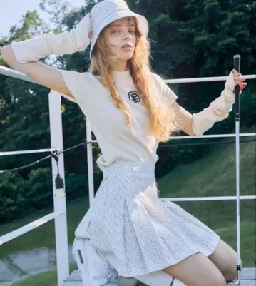 에이미 골프 암워머 세트 니트탑 화이트