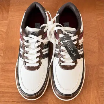 새상품 Herros 캐주얼 슈즈 25.5cm 남성용 가죽