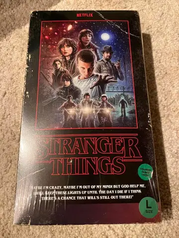 Stranger Things x weber T셔츠 L사이즈