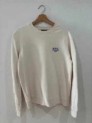 A.P.C. 아이보리 크루넥 트레이닝복
