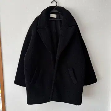 DONA MARIE 보아 코트