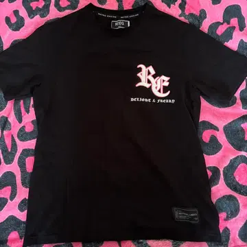 아담스 저글러 T셔츠