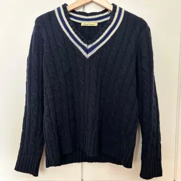 저널 스탠다드 V넥 스웨터 네이비