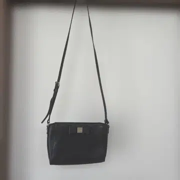 케이트 스페이드, 숄더백