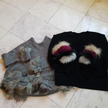 퍼 포함 블랙 V넥 니트 & 그레이 니트