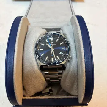 그랜드세이코 SBGN021 GMT 쿼츠 미사용 새상품 5년 보증