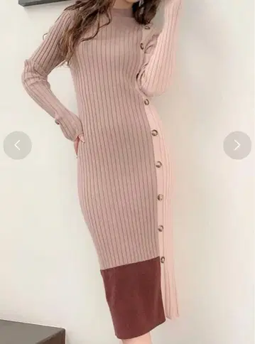 리브 편직 버튼 미디 기장 원피스 블록 니트 원피스 (모카)