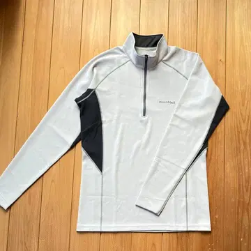 [ 미사용 새상품 ] 몽벨 하프 지퍼 풀오버