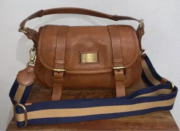 레어 ] 새상품급 마크 제이콥스 소피 사첼 가죽 백