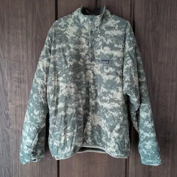 patagonia 리버서블 스냅 T MARS 디지털 카모플라주 L