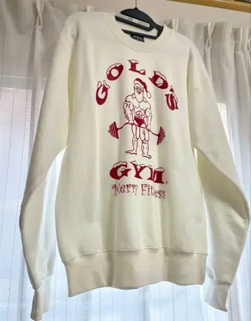 GOLD'S GYM 산타 트레이닝복 S
