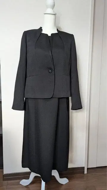 도쿄 소와르 고급 요네자와 직물 예복 앙상블 13호