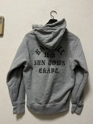 라디얼 올드 잉글리쉬 후드 맨투맨 /M 멜란지 그레이 로고