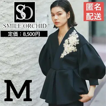 SMILE ORCHID 꽃 모티브 V넥 벌룬 소매 상의 M 블랙