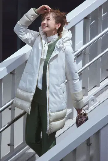 CAPE HORN(케이프 호른) 다운 자켓