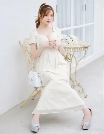 JEWELS 쉬폰 하이웨스트 턱 드레스 아이보리 L 사이즈